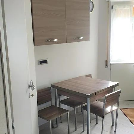 Casa Della Pineta В'яреджо