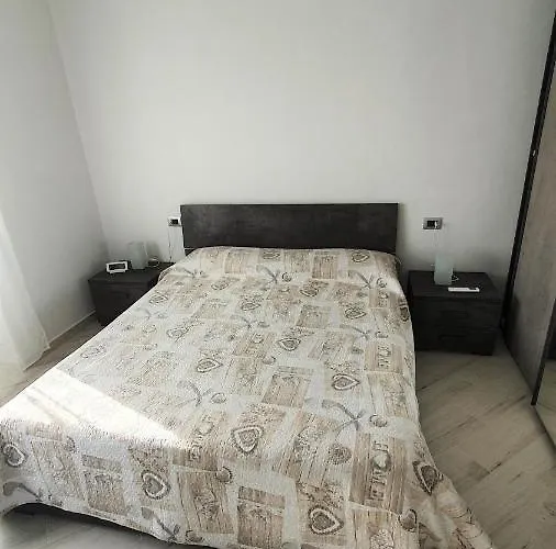 Casa Della Pineta 维亚雷焦